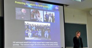 アンドレア・ハンソン博士